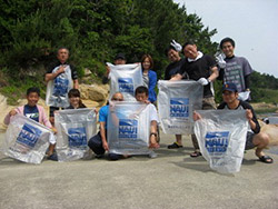 �Z�u���V�[�Y�u�r�[�`�N���[���i�b�v�C�x���g�v�J�Ái����25�N7��20���j