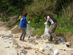 �Z�u���V�[�Y�u�r�[�`�N���[���i�b�v�C�x���g�v�J�Ái����25�N7��20���j